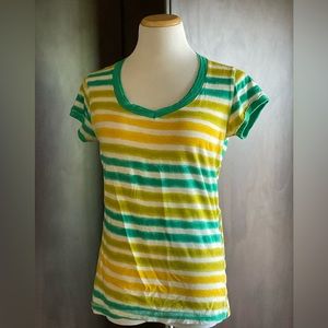Rue 21 Women’s V-neck T-shirt